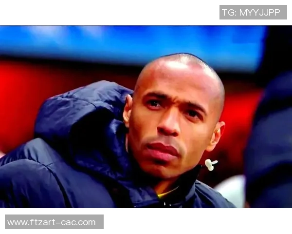 中山足球明星盘点:那些在绿茵场上闪耀的传奇人物与他们的故事